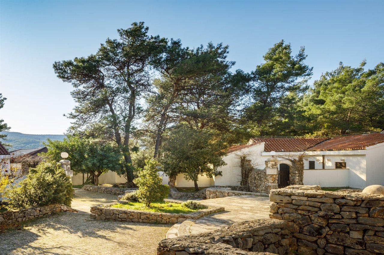 Trim Sunny Apartments By Valamar Stari Grad  Εξωτερικό φωτογραφία