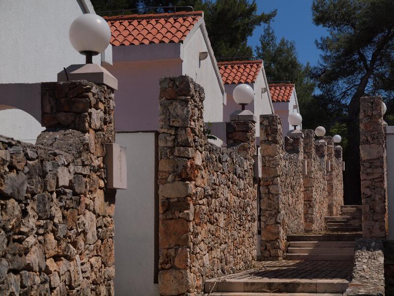 Trim Sunny Apartments By Valamar Stari Grad  Εξωτερικό φωτογραφία