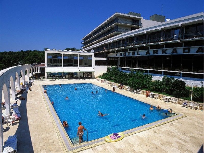 Trim Sunny Apartments By Valamar Stari Grad  Εξωτερικό φωτογραφία