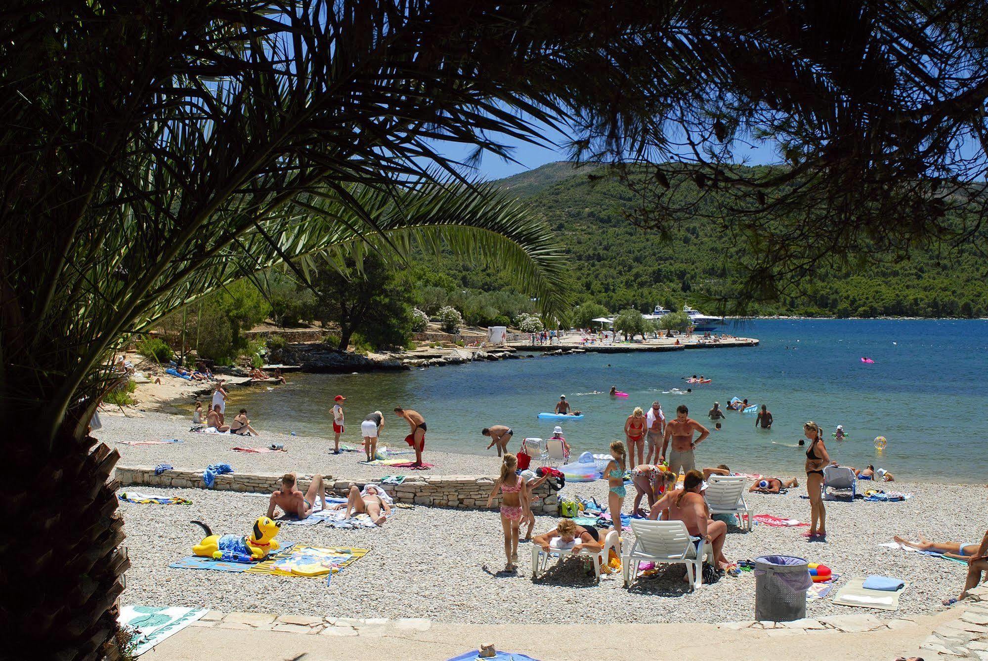 Trim Sunny Apartments By Valamar Stari Grad  Εξωτερικό φωτογραφία