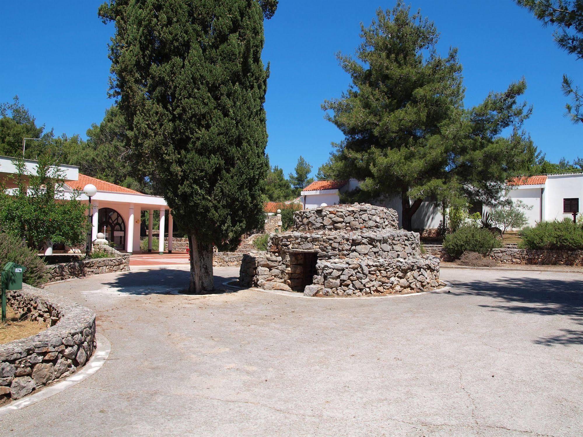 Trim Sunny Apartments By Valamar Stari Grad  Εξωτερικό φωτογραφία